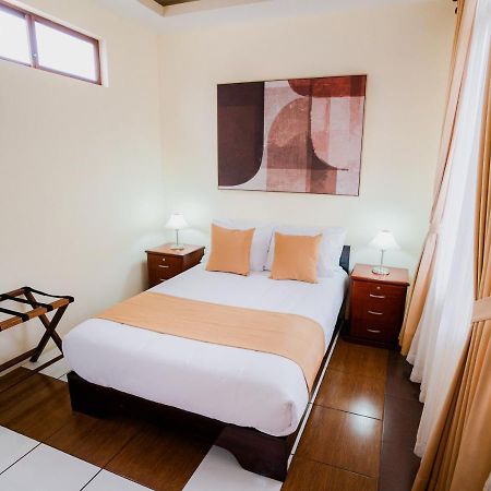 Hotel Palace Galapagos Puerto Ayora  Esterno foto