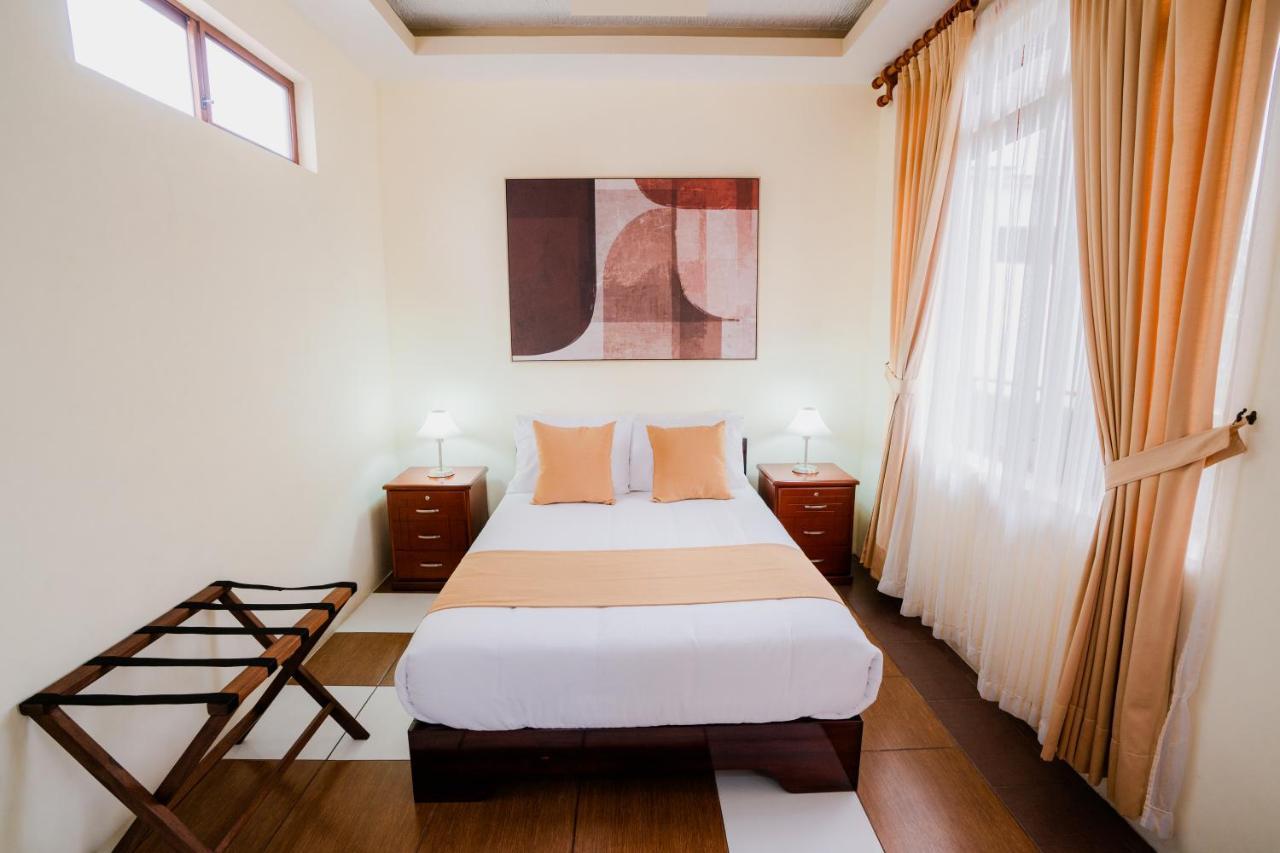 Hotel Palace Galapagos Puerto Ayora  Esterno foto
