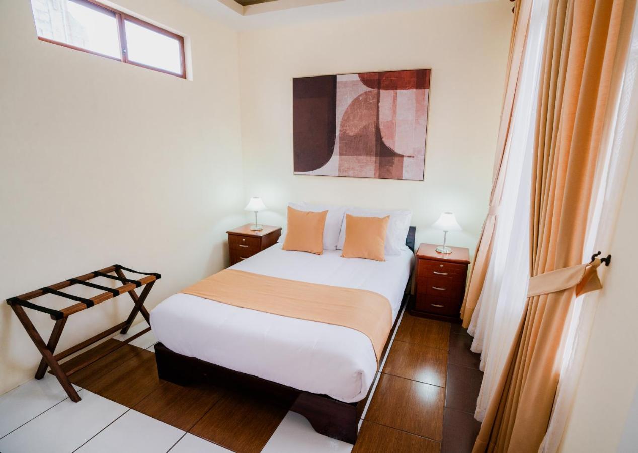 Hotel Palace Galapagos Puerto Ayora  Esterno foto